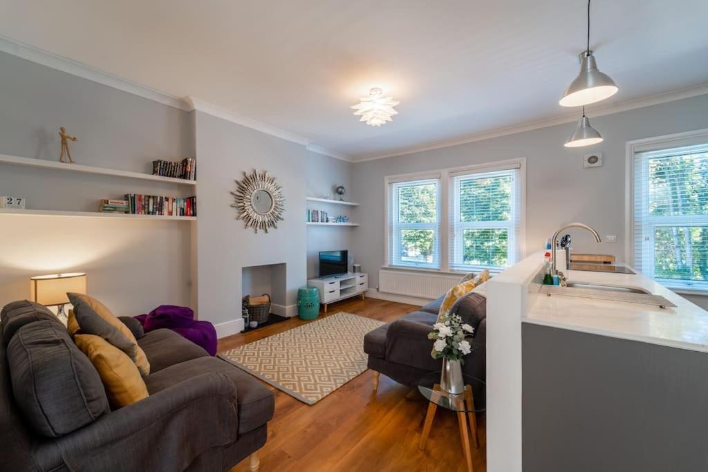A Beautiful And Stylish 2 Bed Flat Close To Beach Bournemouth Exterior photo